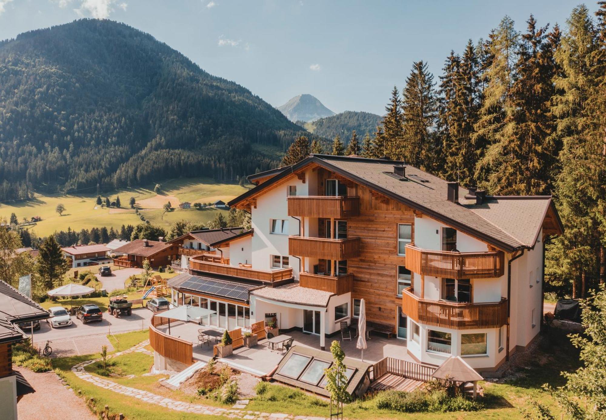 Gluexplatzl Appartements Am Wald Sankt Martin am Tennengebirge Exterior photo